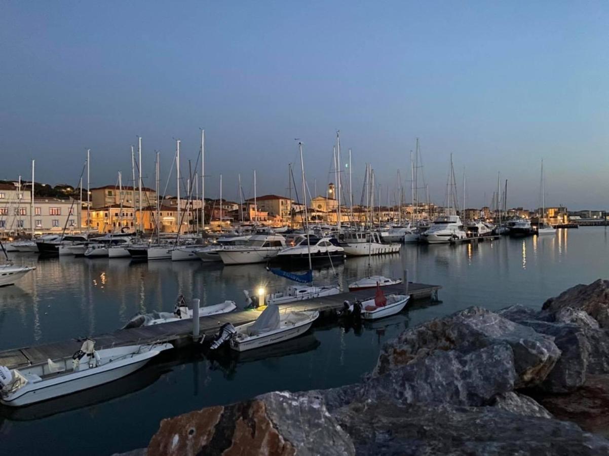 Valeria San Vincenzo Apartment Екстериор снимка